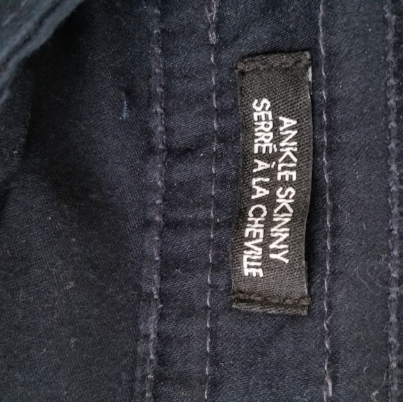 Calvin Klein cropped skinny pants - Picture 3 of 4